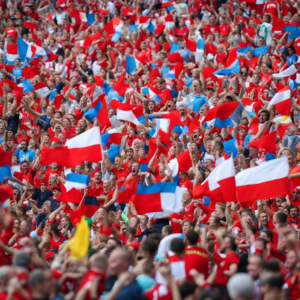 EURO 2024: Nati-Fans riskieren volle Blase, um kein Tor zu verpassen